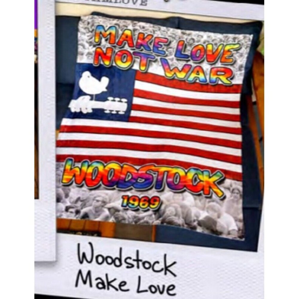 New Make Love Not War Woodstock Fleece Throw Gift Blanket Music Event Hippie NIP